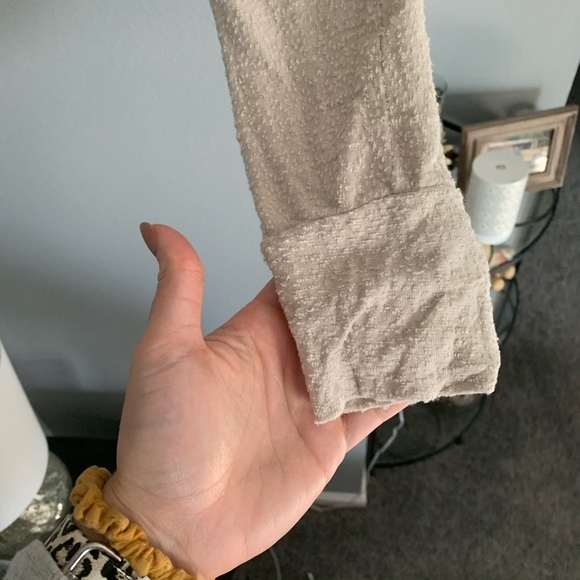 Gymshark Beige Towel Cropped Long Sleeve Shirt - Picture 5 of 6